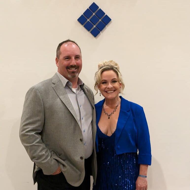 photo of Toby and Amy Tabor